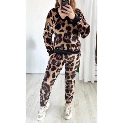 Leó plüss melegítő együttes